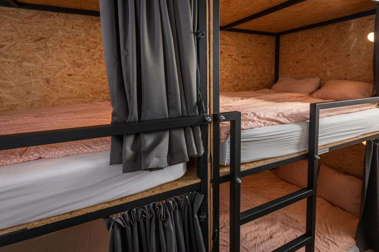 Vibrant Iceland Hostel Хабнарфьордюр Экстерьер фото